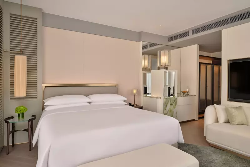 Garden Bridge View Room