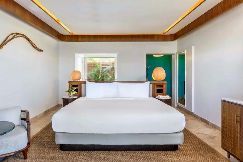 Family Lagoon View Connecting Rooms