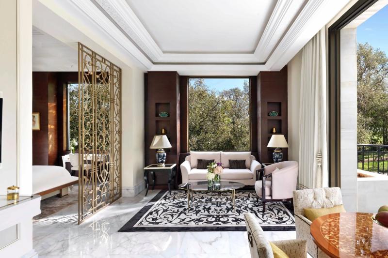 Executive Garden View Terrace Suite