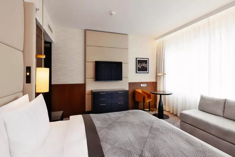 Premium Club Room