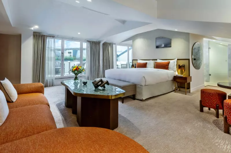 Prestige Suite