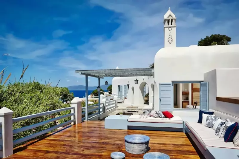 3 Bedroom Waterfront Villa