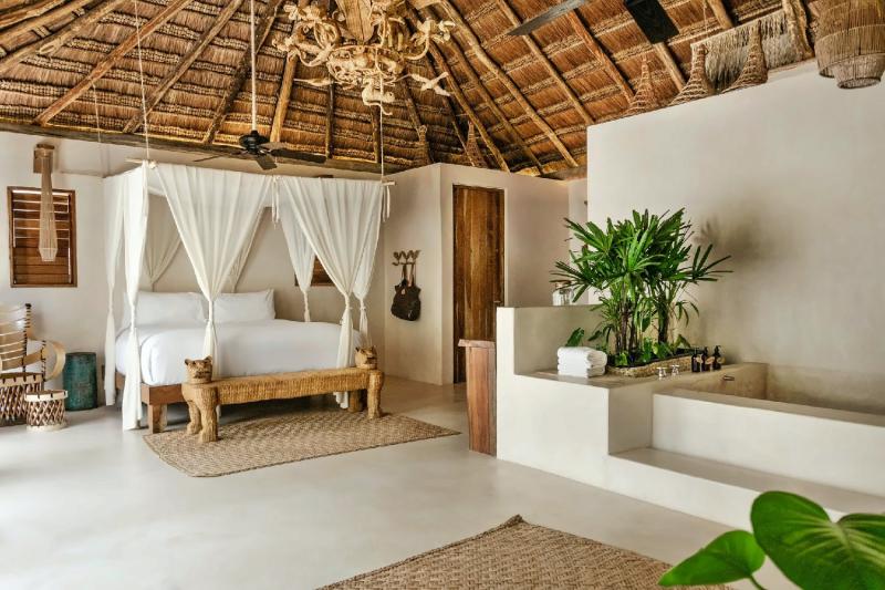 Upper Garden Suite