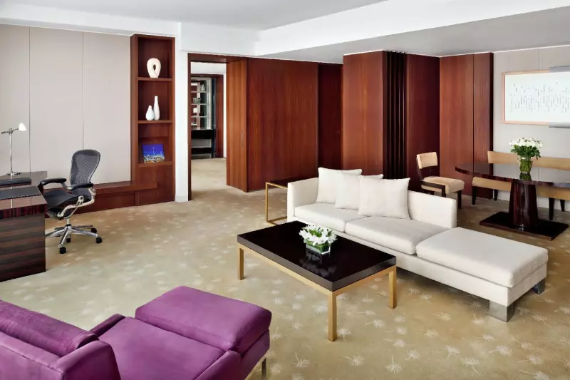 Signature Creek View Club Suite