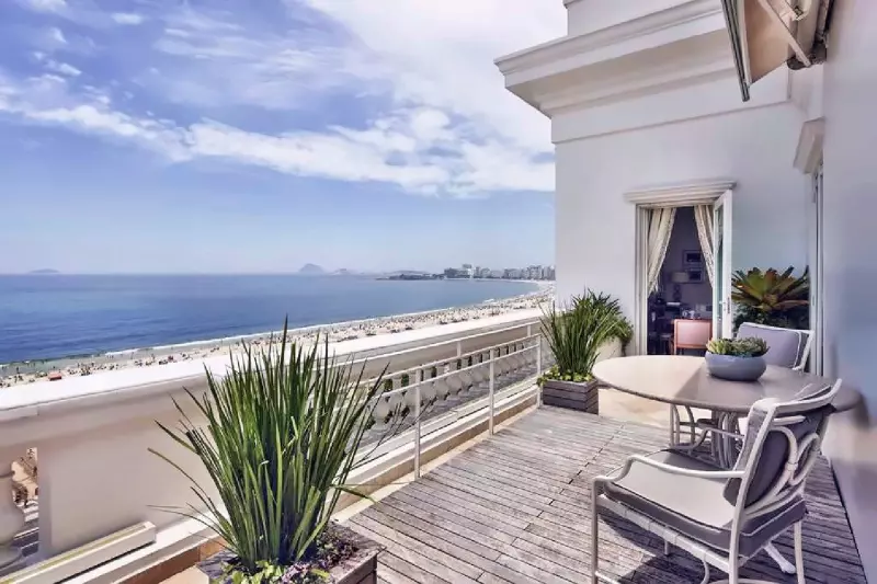 2 Bedroom Oceanfront Copacabana Suite