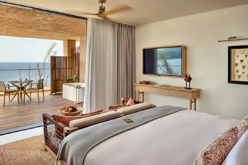 Premium Junior Sea View Suite