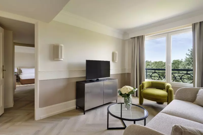 1 Bedroom Suite