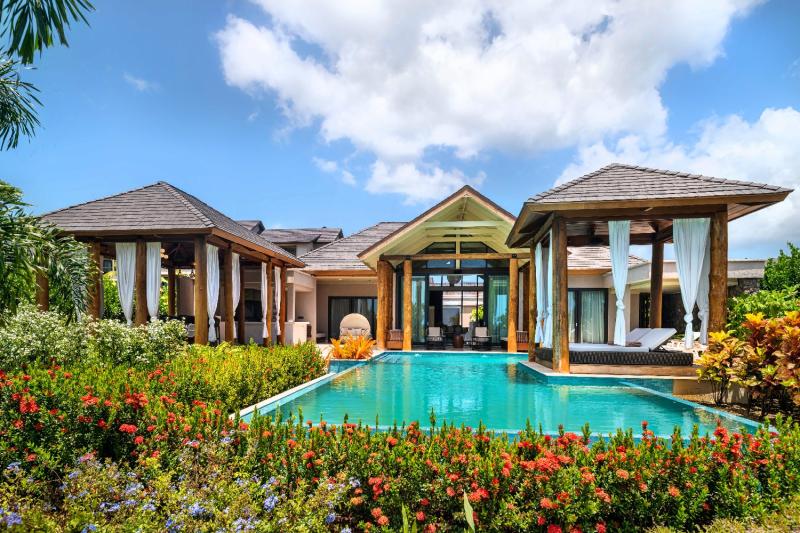 2 Bedroom Garden View Kalinago Villa