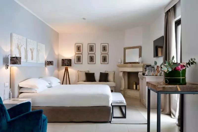 Executive Sea View Pool Suite