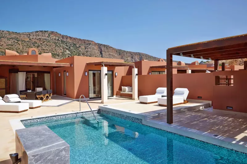 4 Bedroom Sea View Luxury Pool HLS Residence