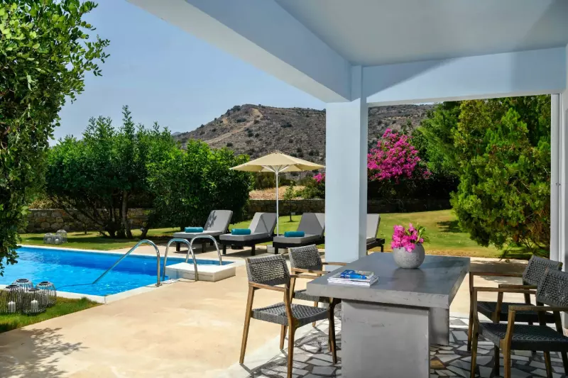 2 Bedroom Sea View Pool HLS Residence