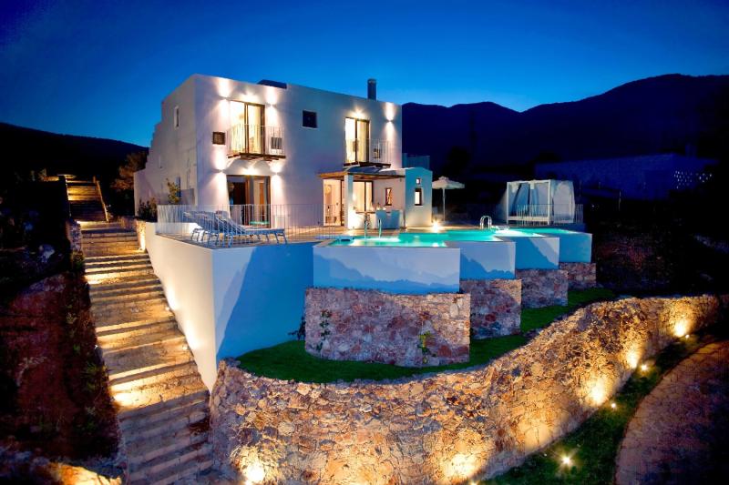 3 Bedroom Sea View Luxury Pool HLS Villa