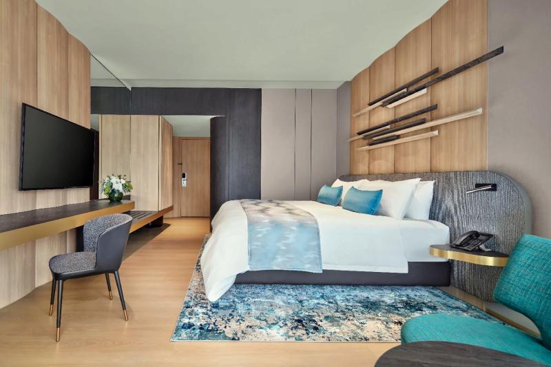 Urban Deluxe Room