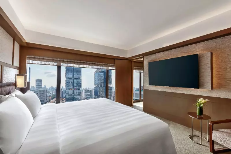 Club Skyline Suite