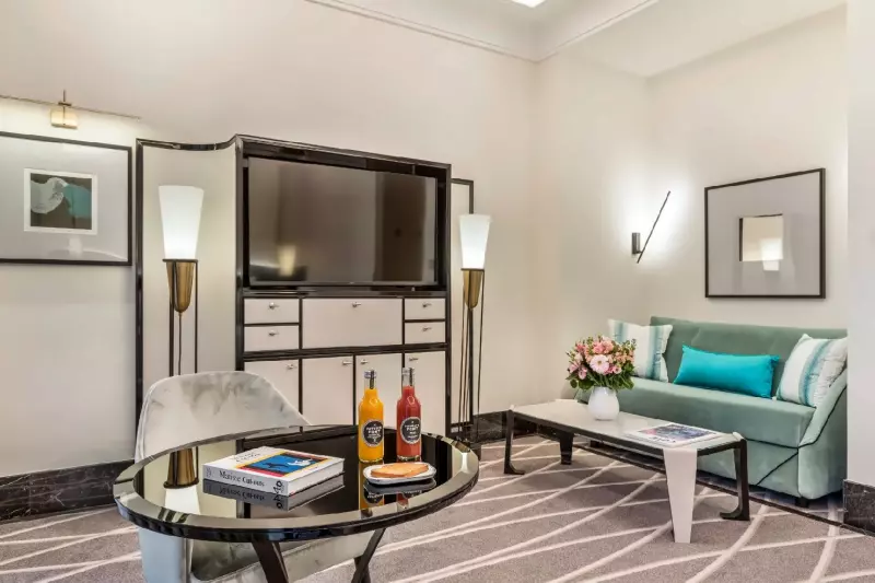 Junior City View Suite
