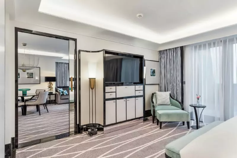 Victoria Sea View Suite