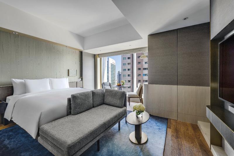 Classic City View Room