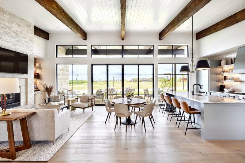 4 Bedroom Ranch House East