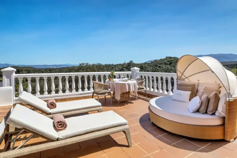 Master Panoramic Terrace Suite