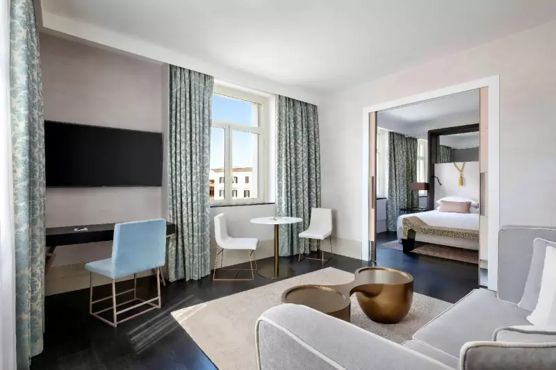 Tribute Piazza View Suite
