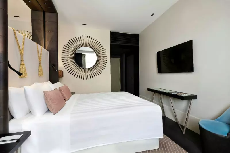 Superior Urban View Room