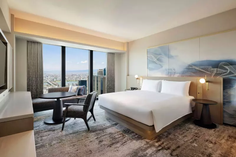 Scenic Room