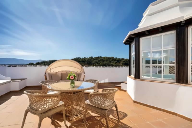 2 Bedroom Encinar Grand Suite
