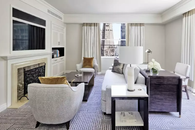 Premier Deluxe Suite 