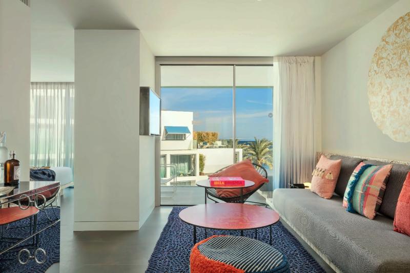2 Bedroom Fantastic Suite