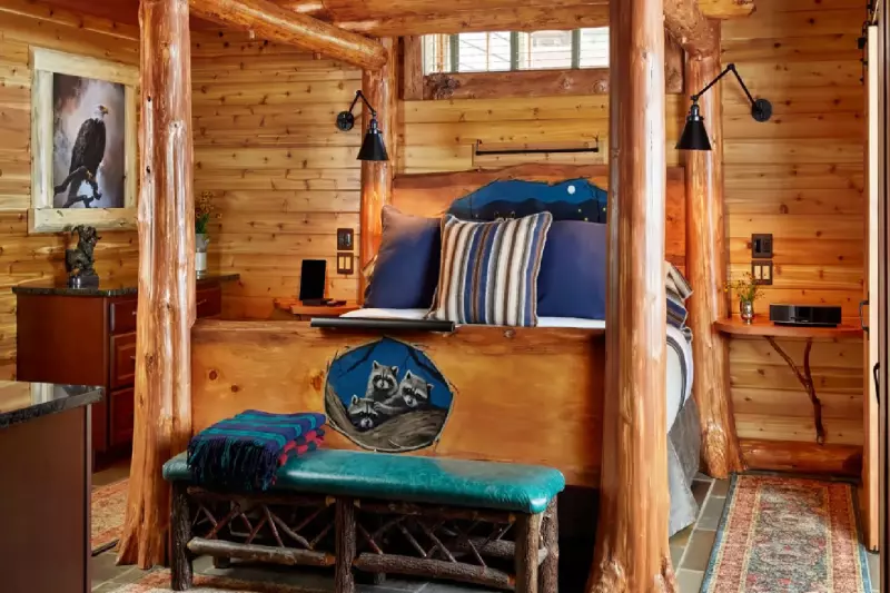 Eagle Watch Suite