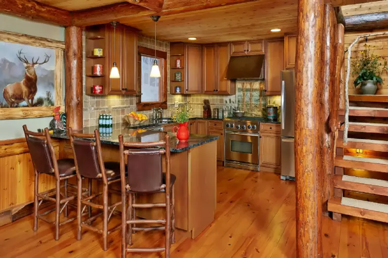 2 Bedroom Elk Retreat Duplex Suite