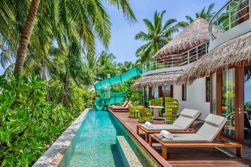 2 Bedroom Oasis Beach with Slide Villa