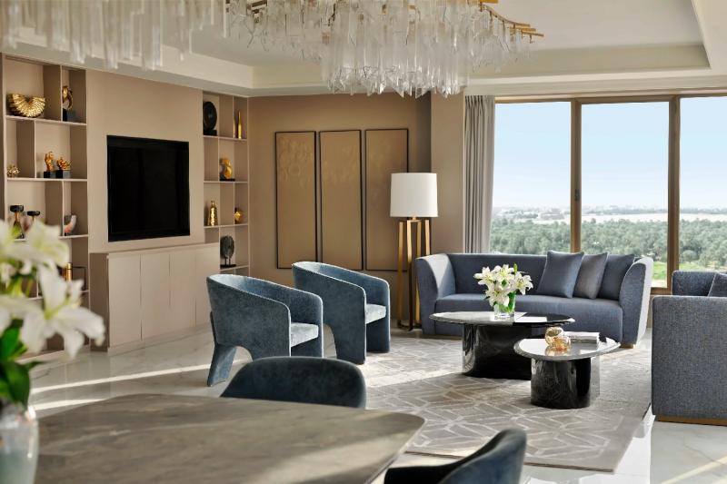 Royal Club Suite
