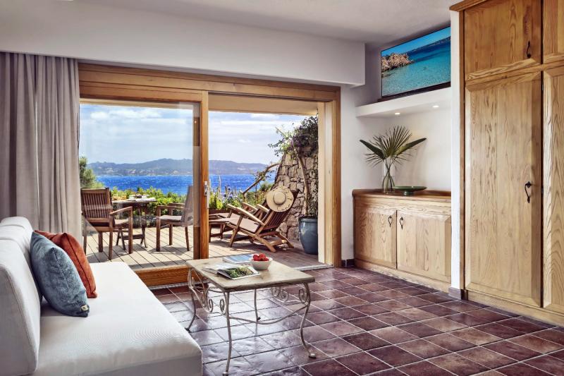 Junior Executive Sea View Suite