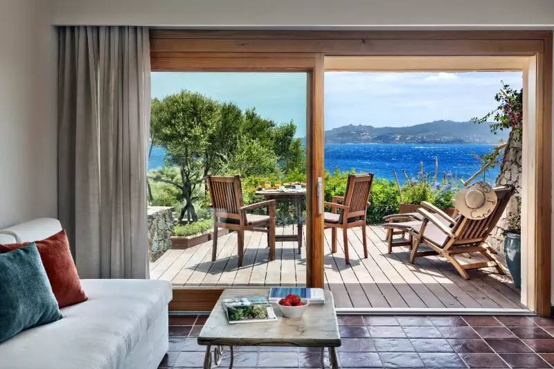 Junior Executive Sea View Suite