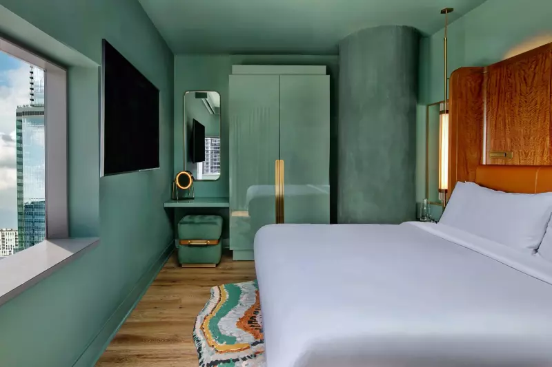 Deluxe Lake View Suite