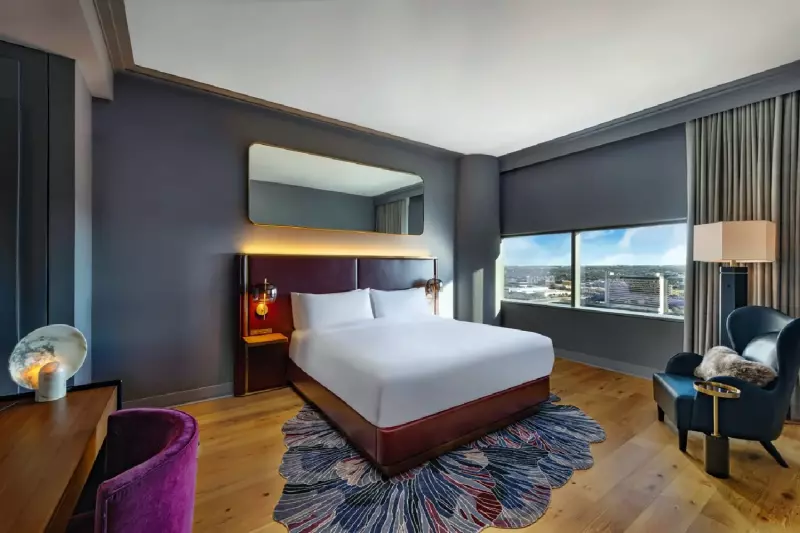 Superior Lake View Top Floor Suite