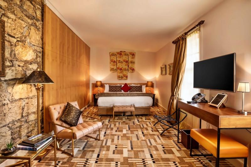 Courtyard Suite