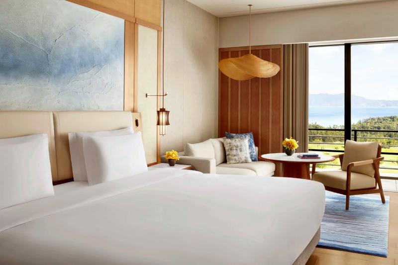 Bay Deluxe Ocean View High Floor Room