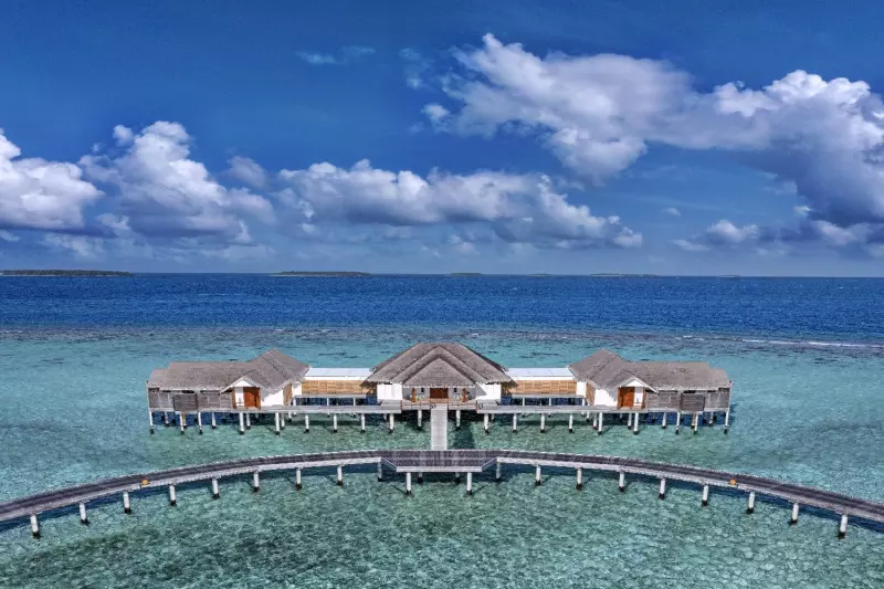 2 Bedroom Sunset Overwater Pool Residence