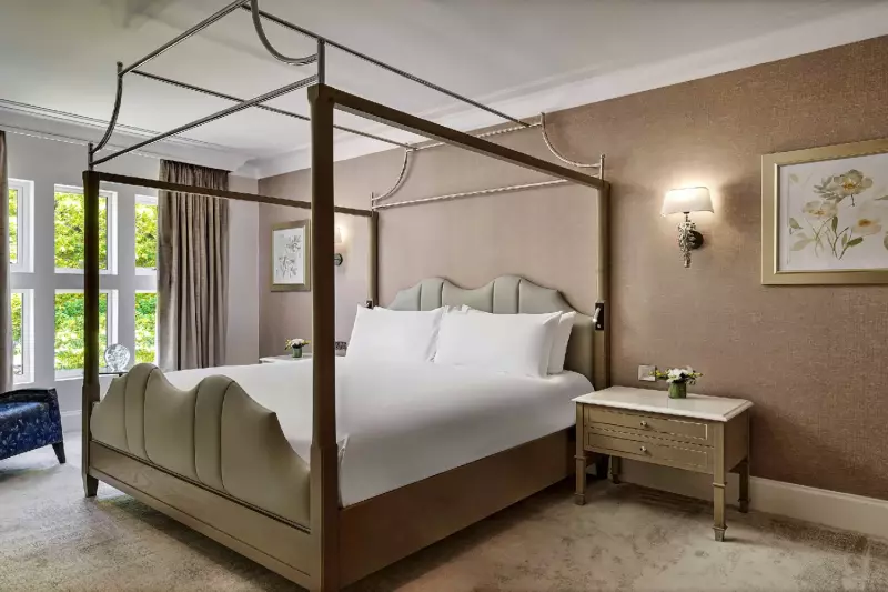 2 Bedroom Corner Luxury Suite