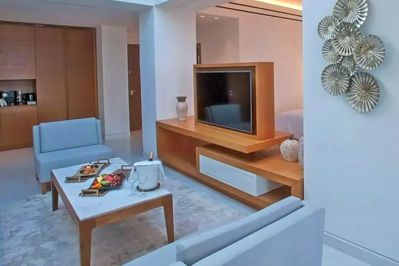 Waterfront Pavilion Pool Suite