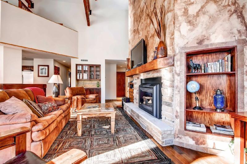 2 Bedroom Kayenta Loft Condo 4