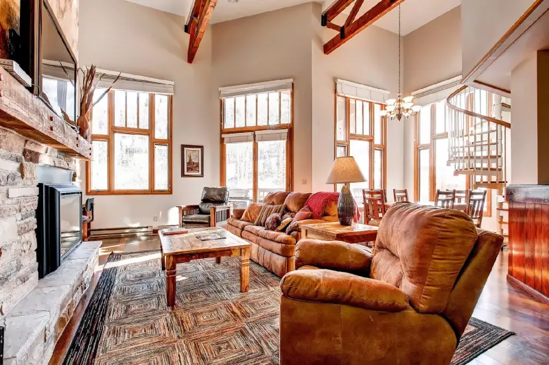 2 Bedroom Kayenta Loft Condo 4