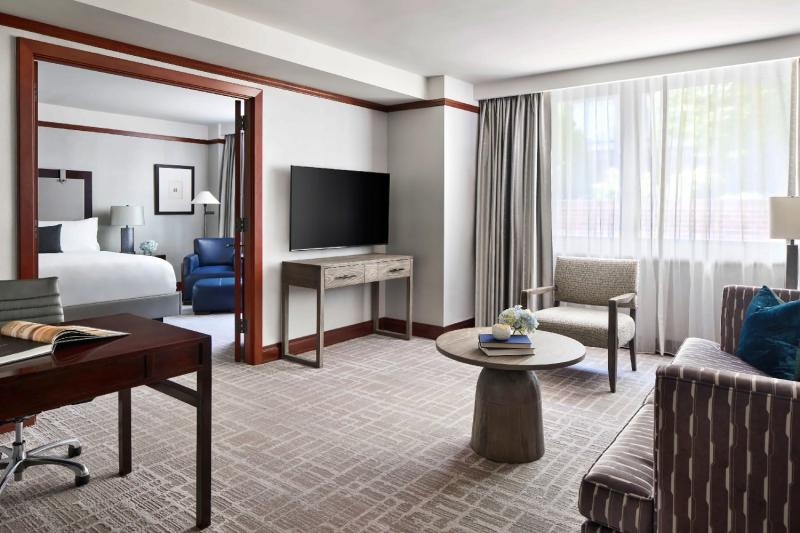 1 Bedroom Suite