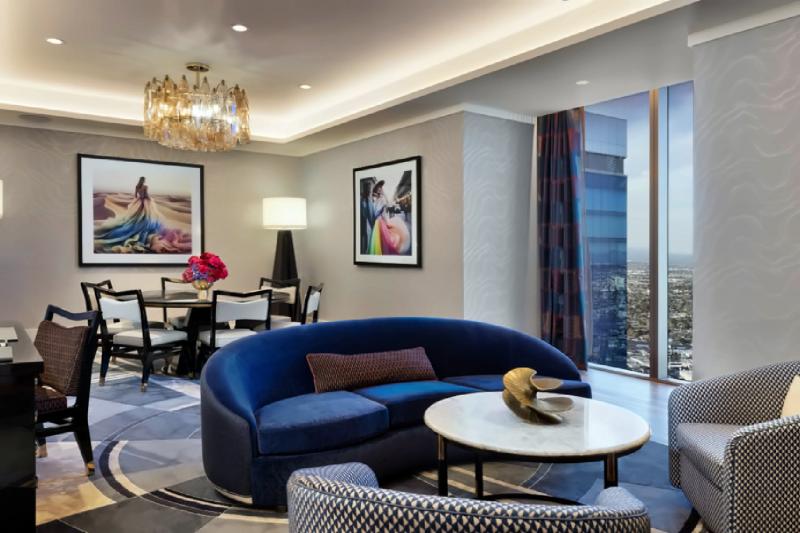 Fleur de lis Executive Suite