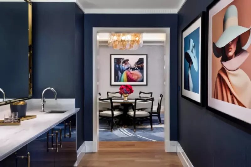 Fleur de lis Maison Suite