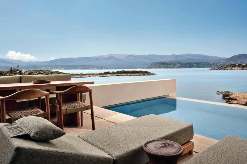 Junior Sea View Pool Suite