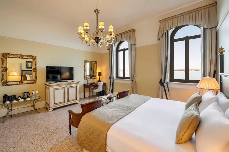 5 Bedroom Navigante Wing Suite