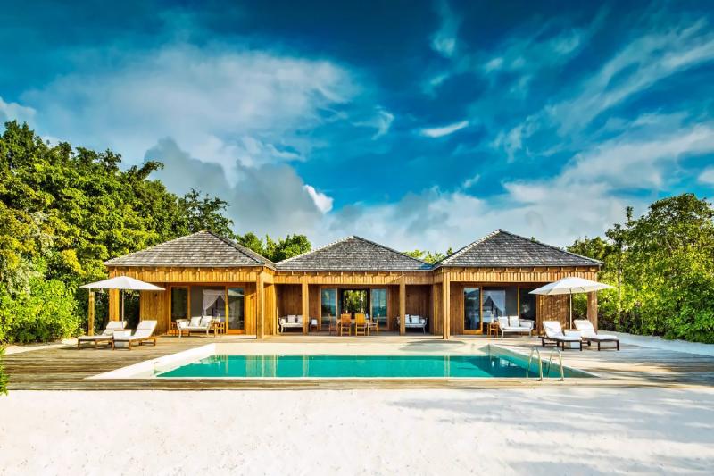 3 Bedroom Beach House Villa